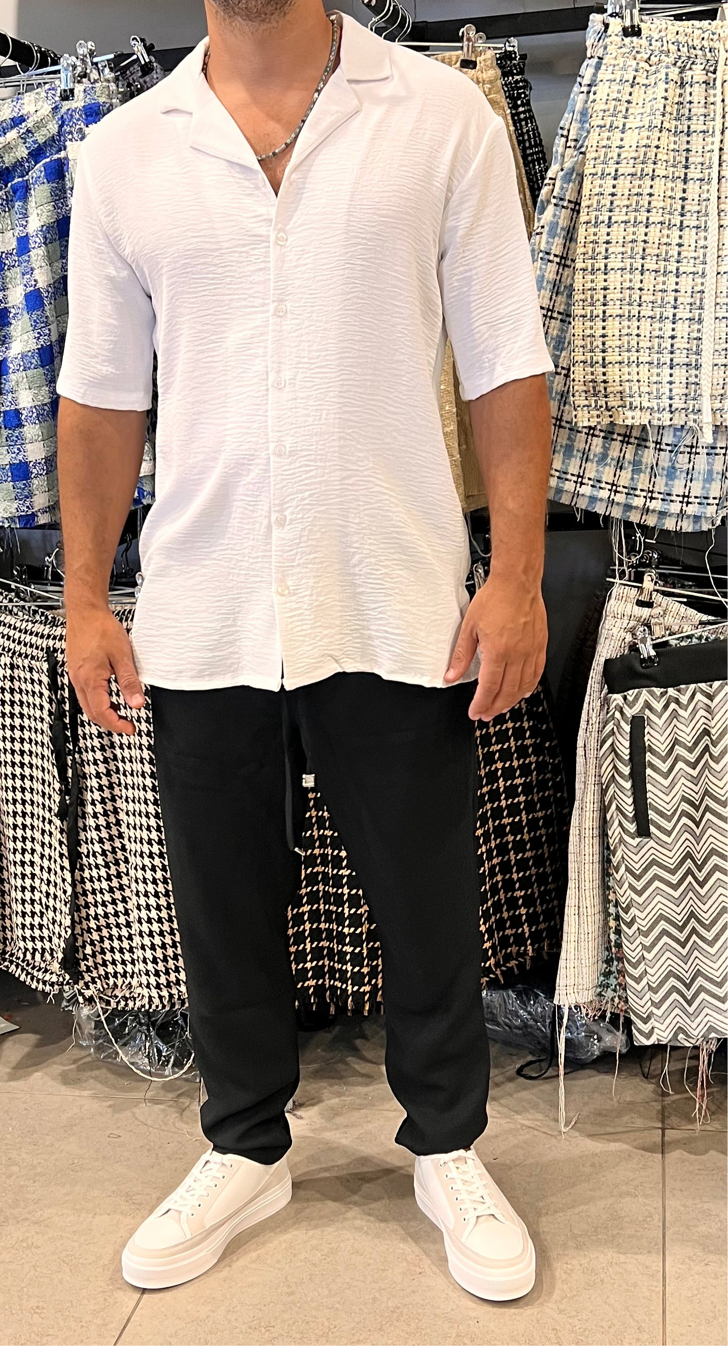 מכנס פשתן שחור טקסטורה