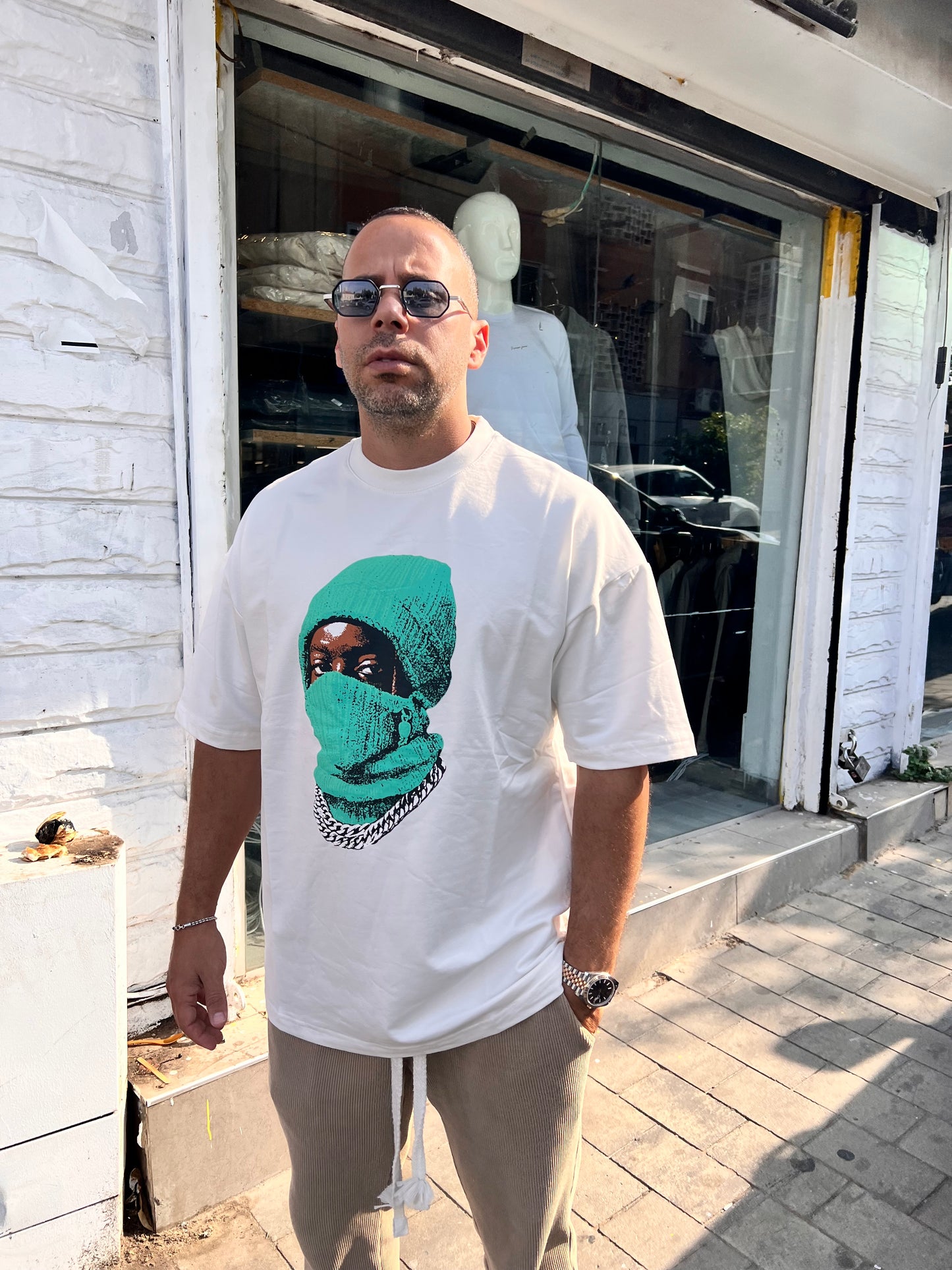 טישרט אופנה מסכה ירוקה