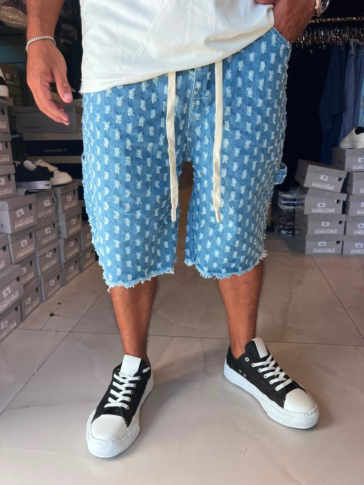 ברמודה ג׳ינס