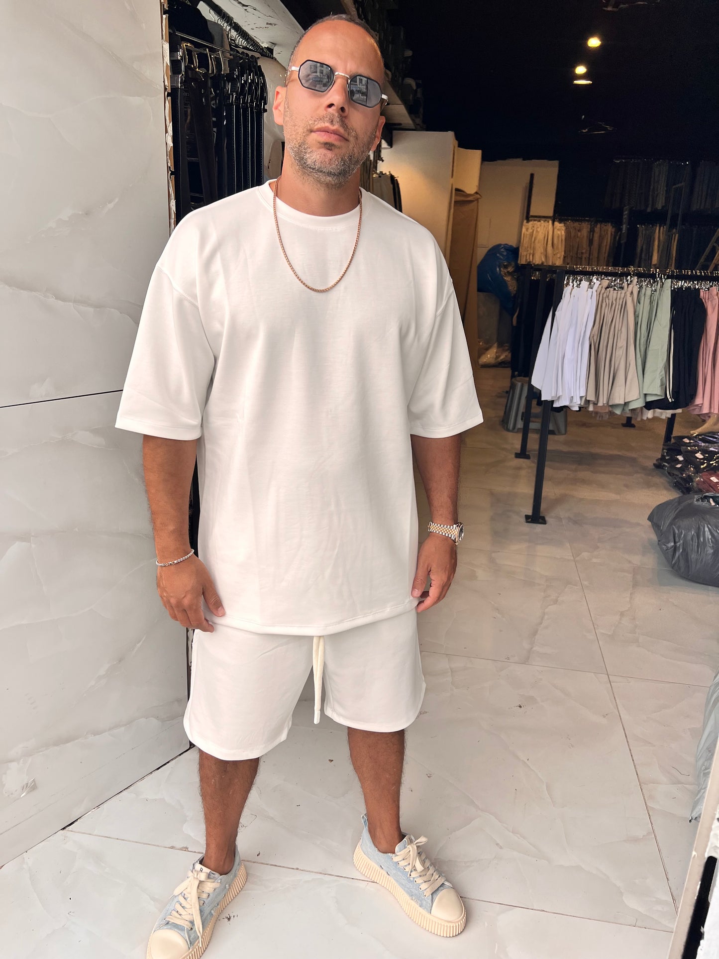 חליפת דובאי לבן new