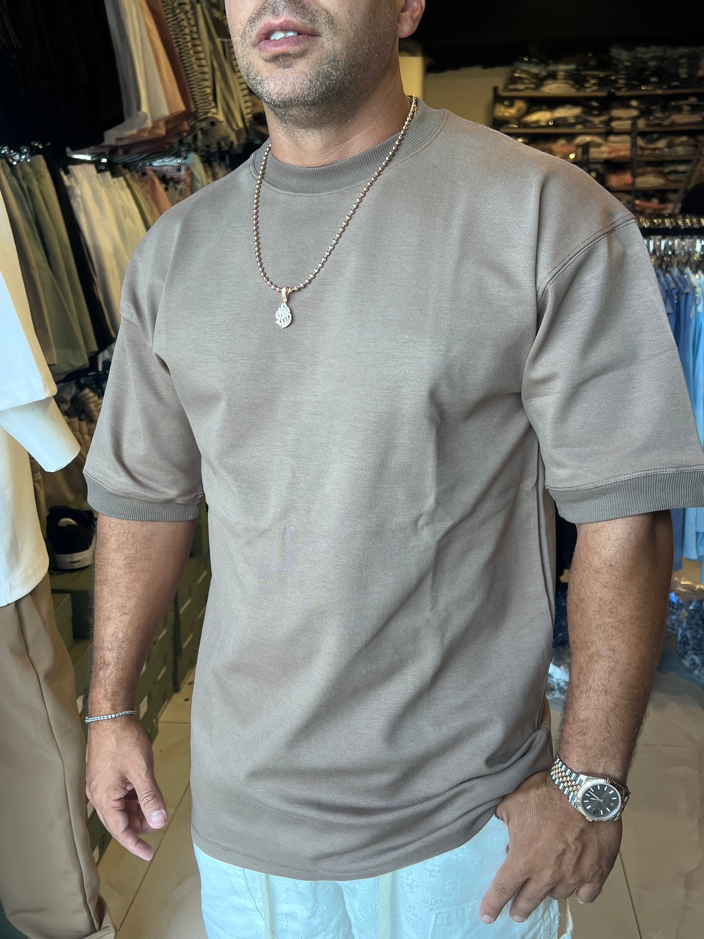 טישרט מנג׳ט חום בהיר
