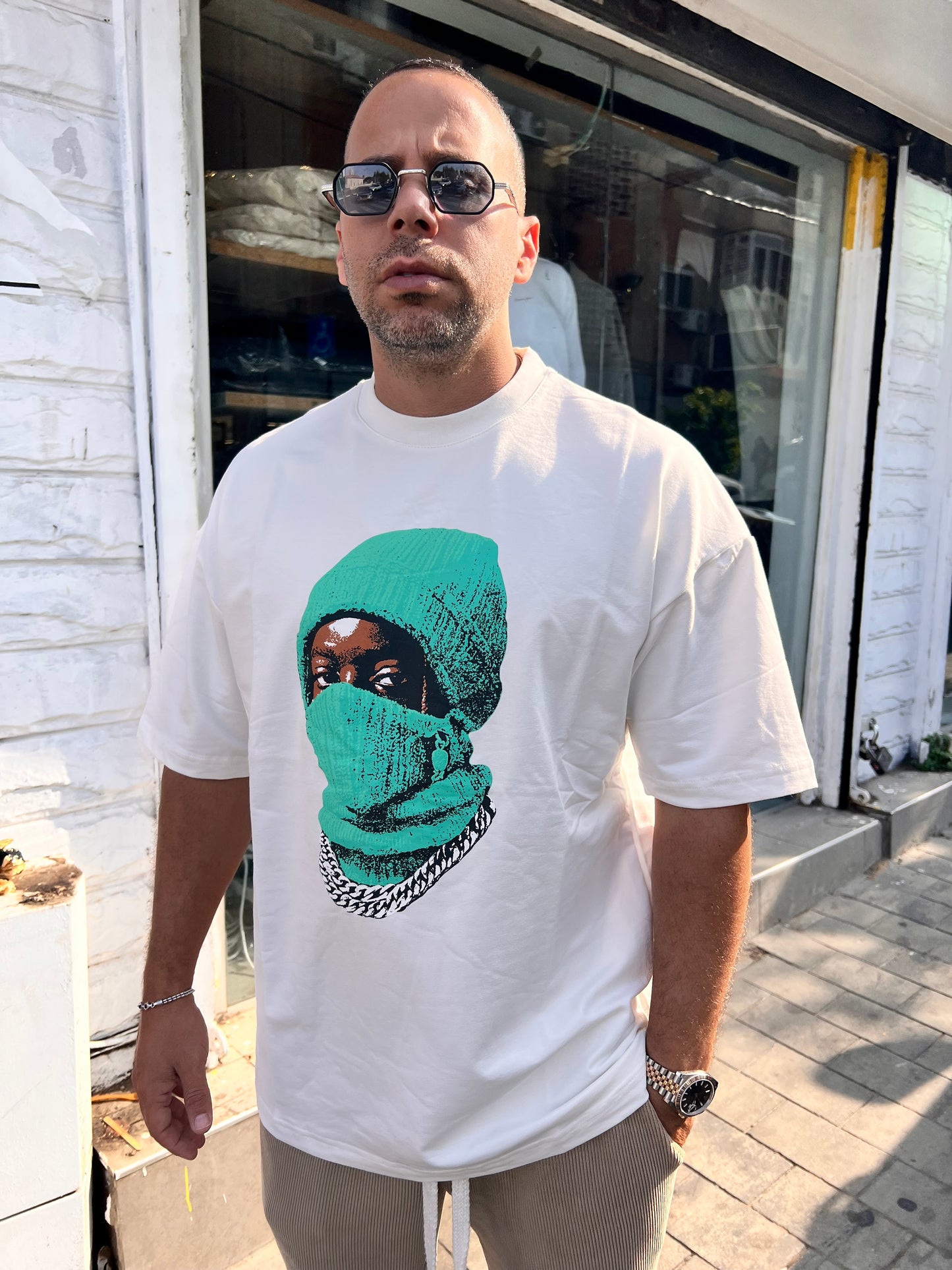 טישרט אופנה מסכה ירוקה