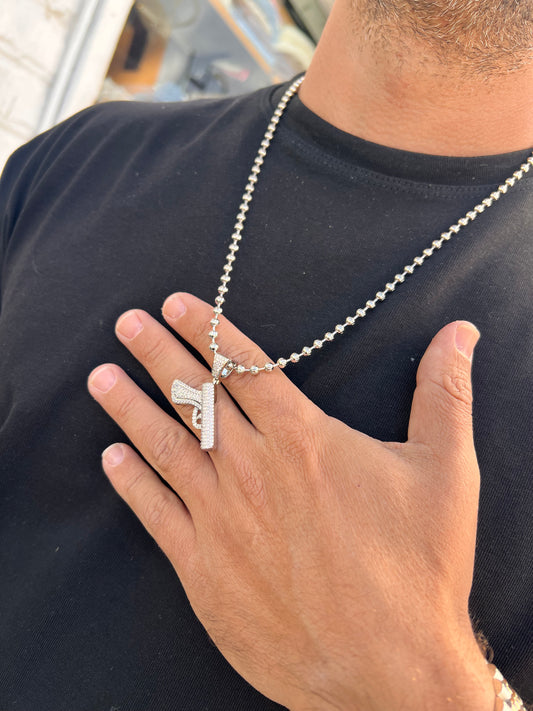 שרשרת כדורים אקדח כסוף