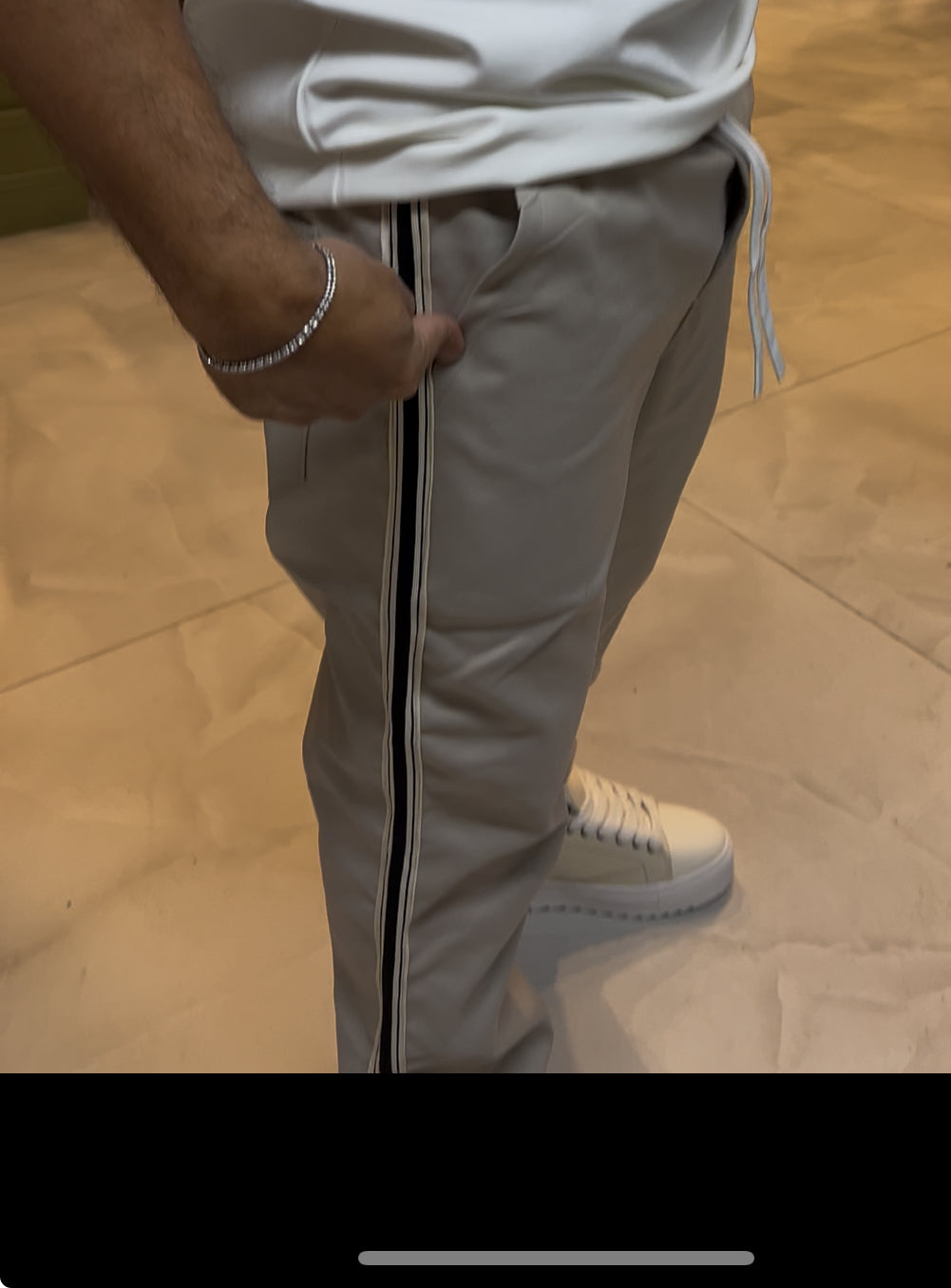 מכנס פס בצד ב׳ז