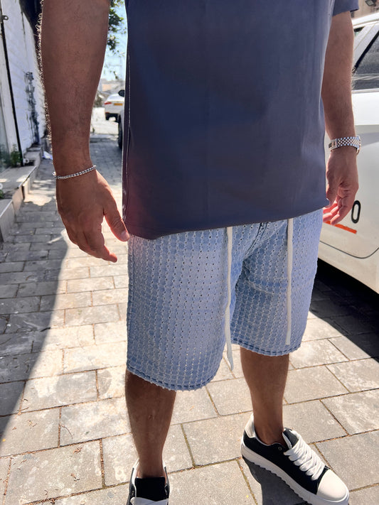 ברמודה ג׳ינס קרעים קטנים