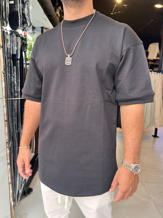 Sמבצע 4 טישרט מילאני ב330 ש"ח מידה