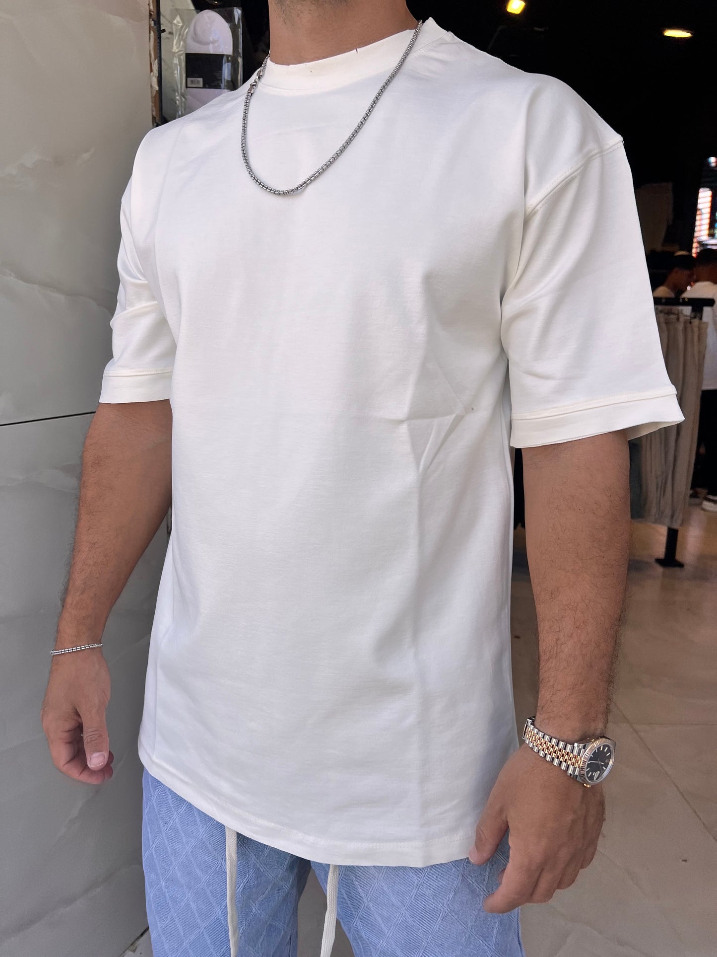 טישרט טוקיו לבנה