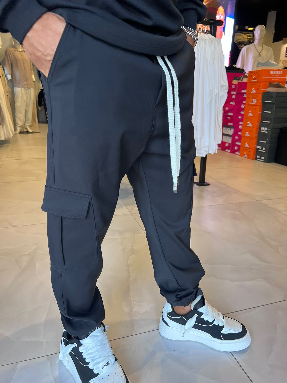 דגמ״ח צבע שחור
