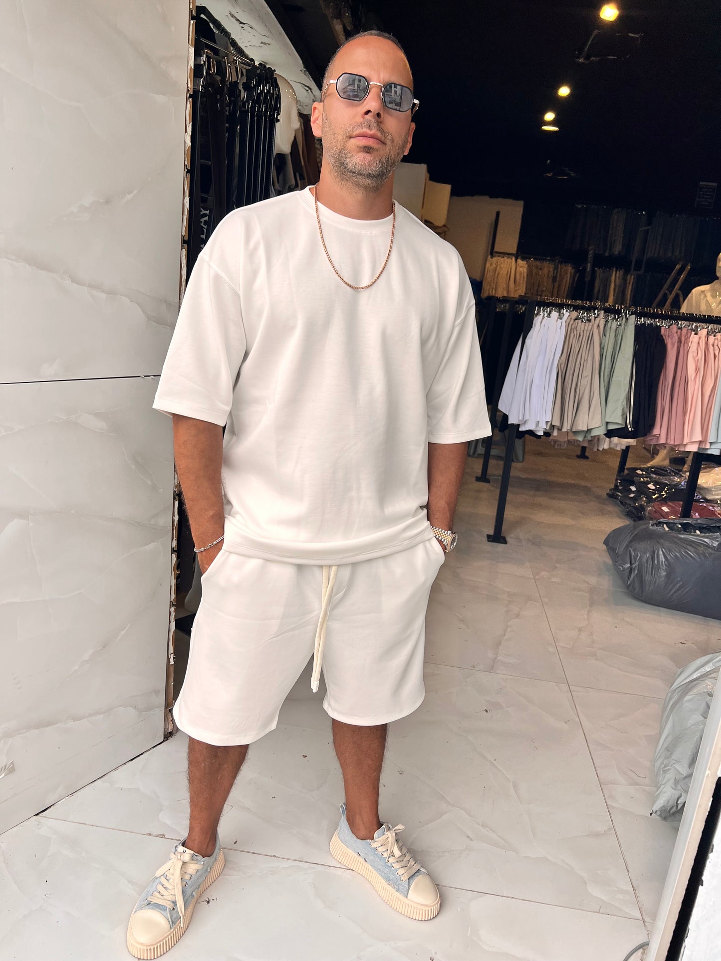 חליפת דובאי לבן new